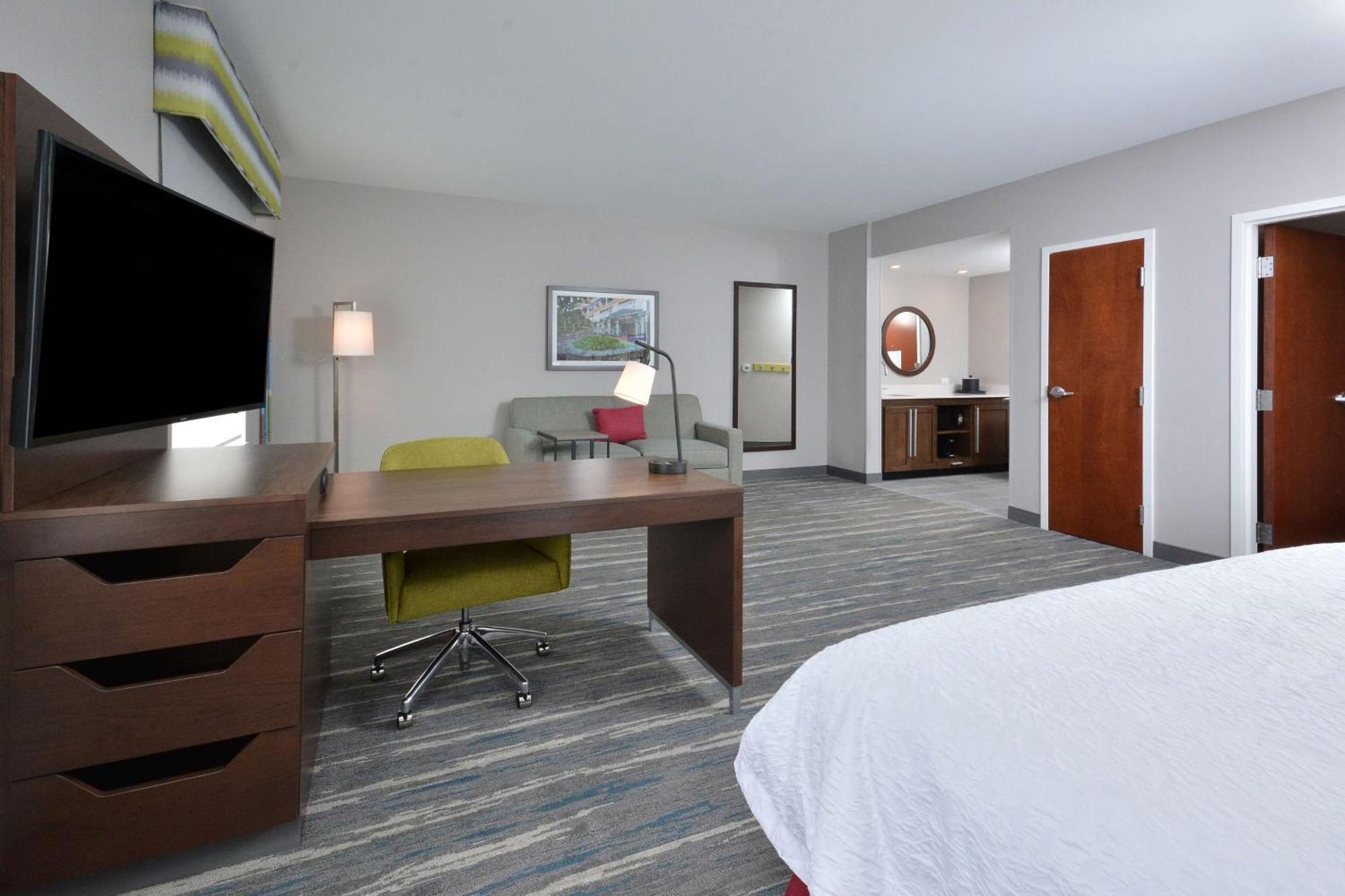 Hampton Inn & Suites Charlotte North I 485 Exterior foto