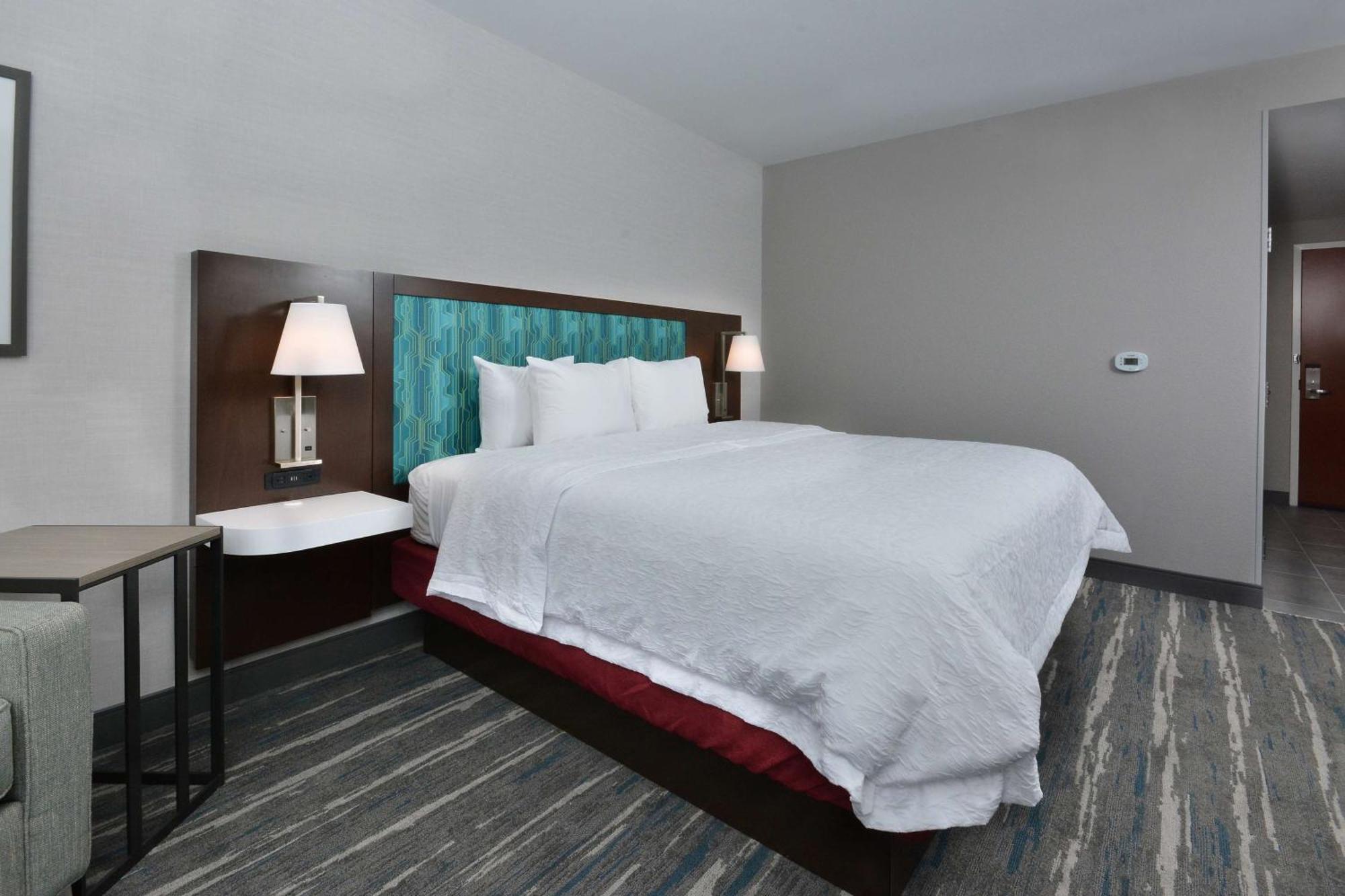 Hampton Inn & Suites Charlotte North I 485 Exterior foto